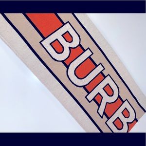 NWT Burberry Kids ‘Olga’ Wool Logo Scarf